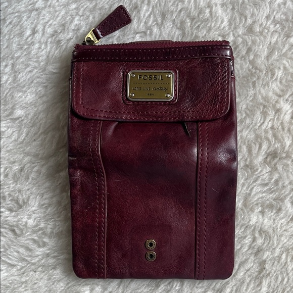 Fossil Emory clutch tri fold wallet in wine colored soft leather - Picture 3 of 9